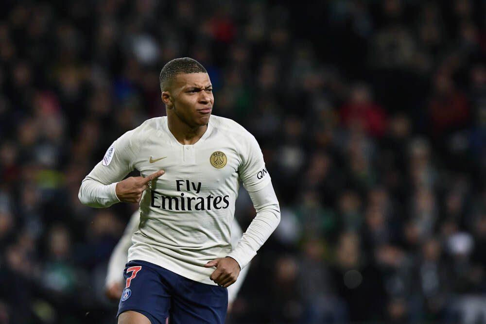 铜业股早盘涨幅居前 江西铜业股份及洛阳钼业均涨超3%